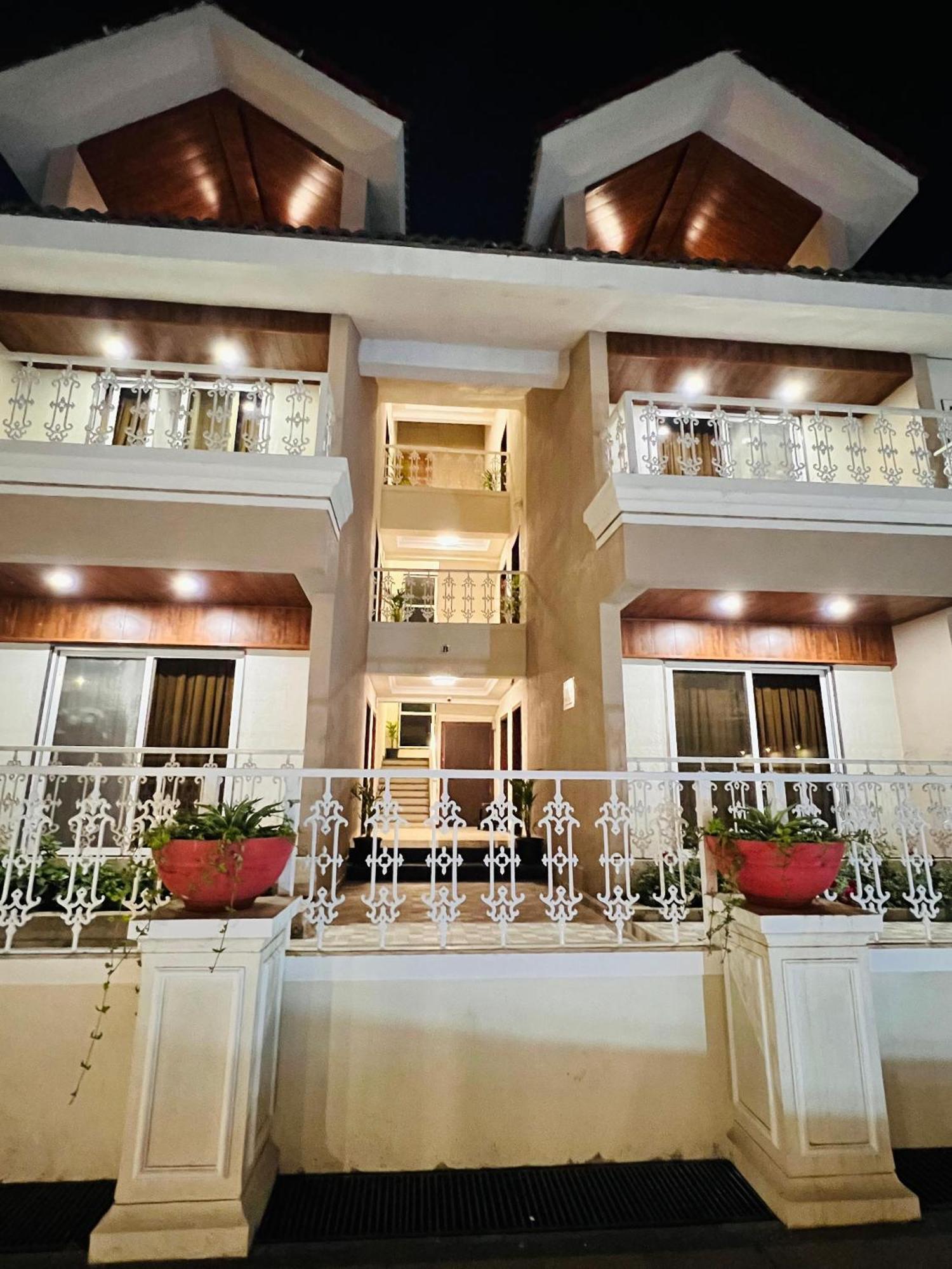 The Grand Leela Resort コーポリ エクステリア 写真